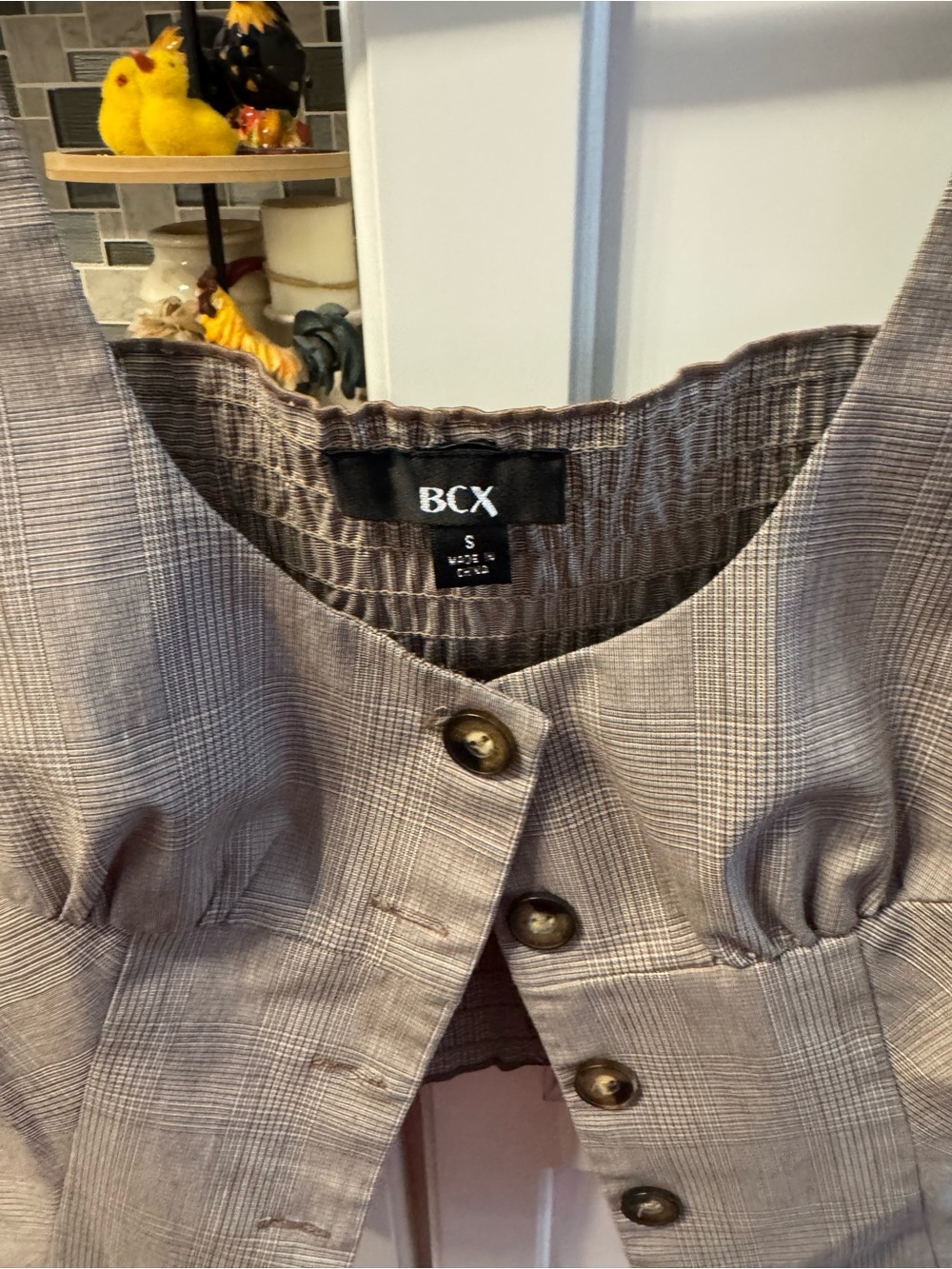 BCX Gray Plaid Button-Front Cropped Cami - Picture 2 of 3